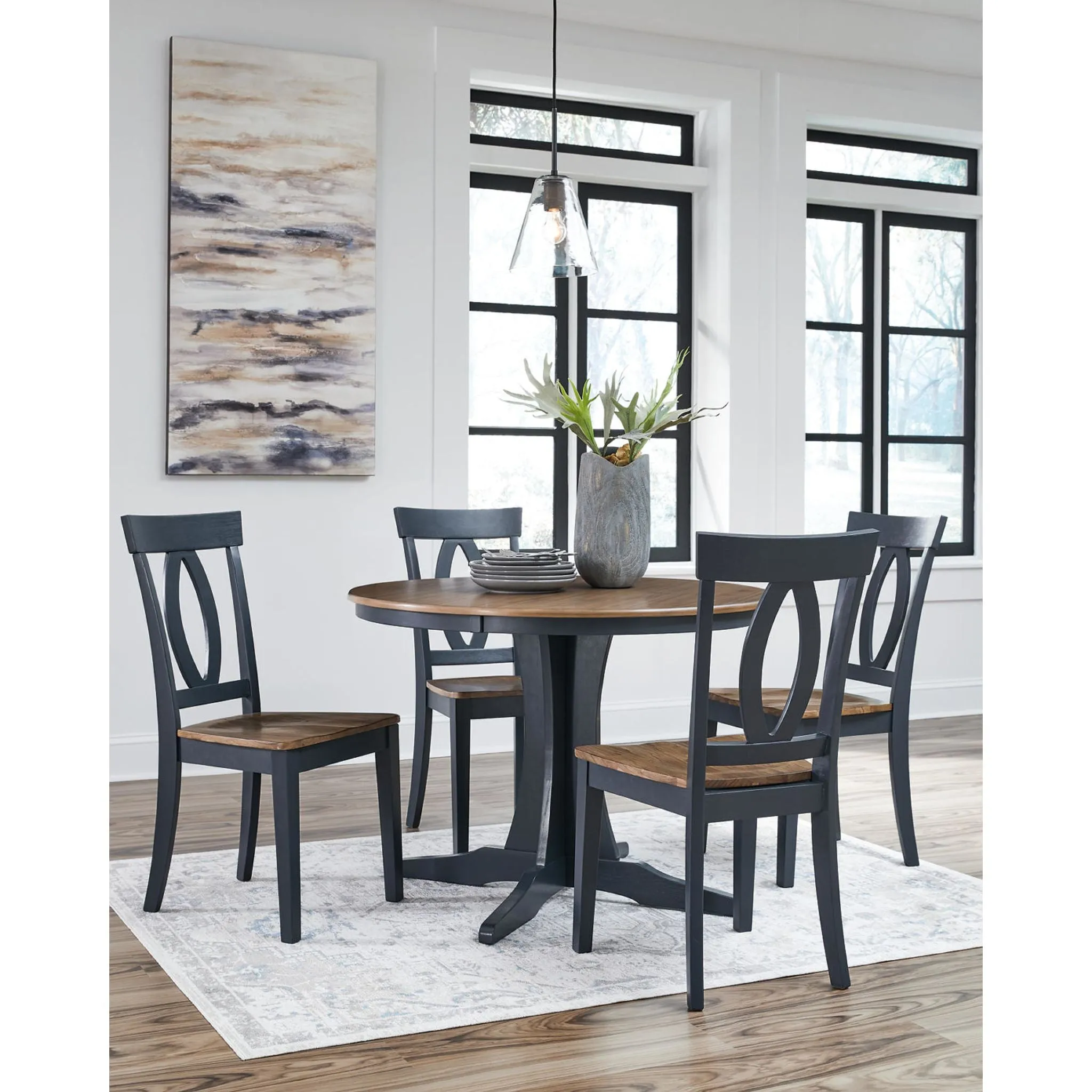 Landocken Dining Set