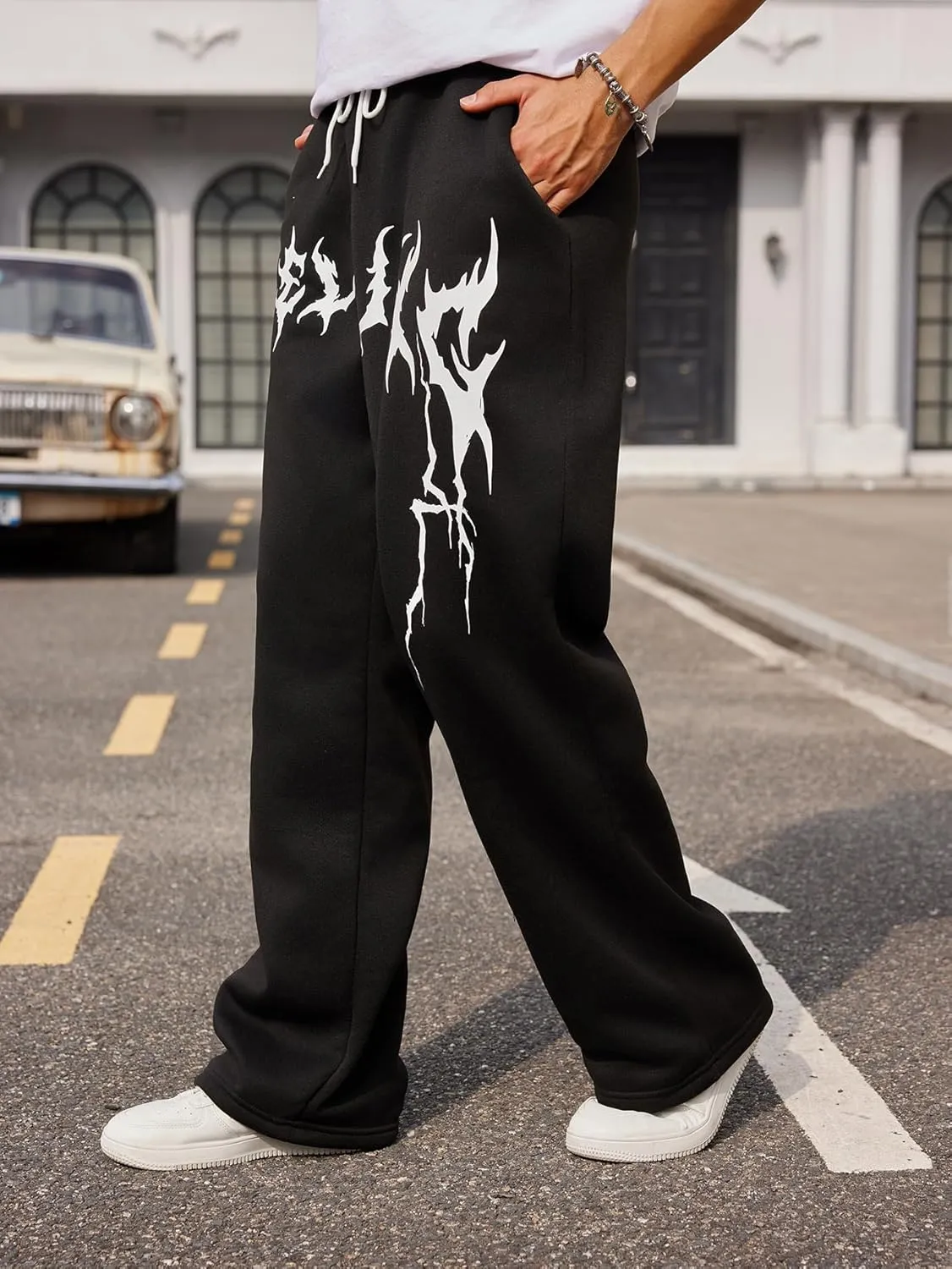 OYOANGLE Men's Graphic Print Drawstring Waist Baggy Sweatpants Loose Straight Leg Pants with Pocket