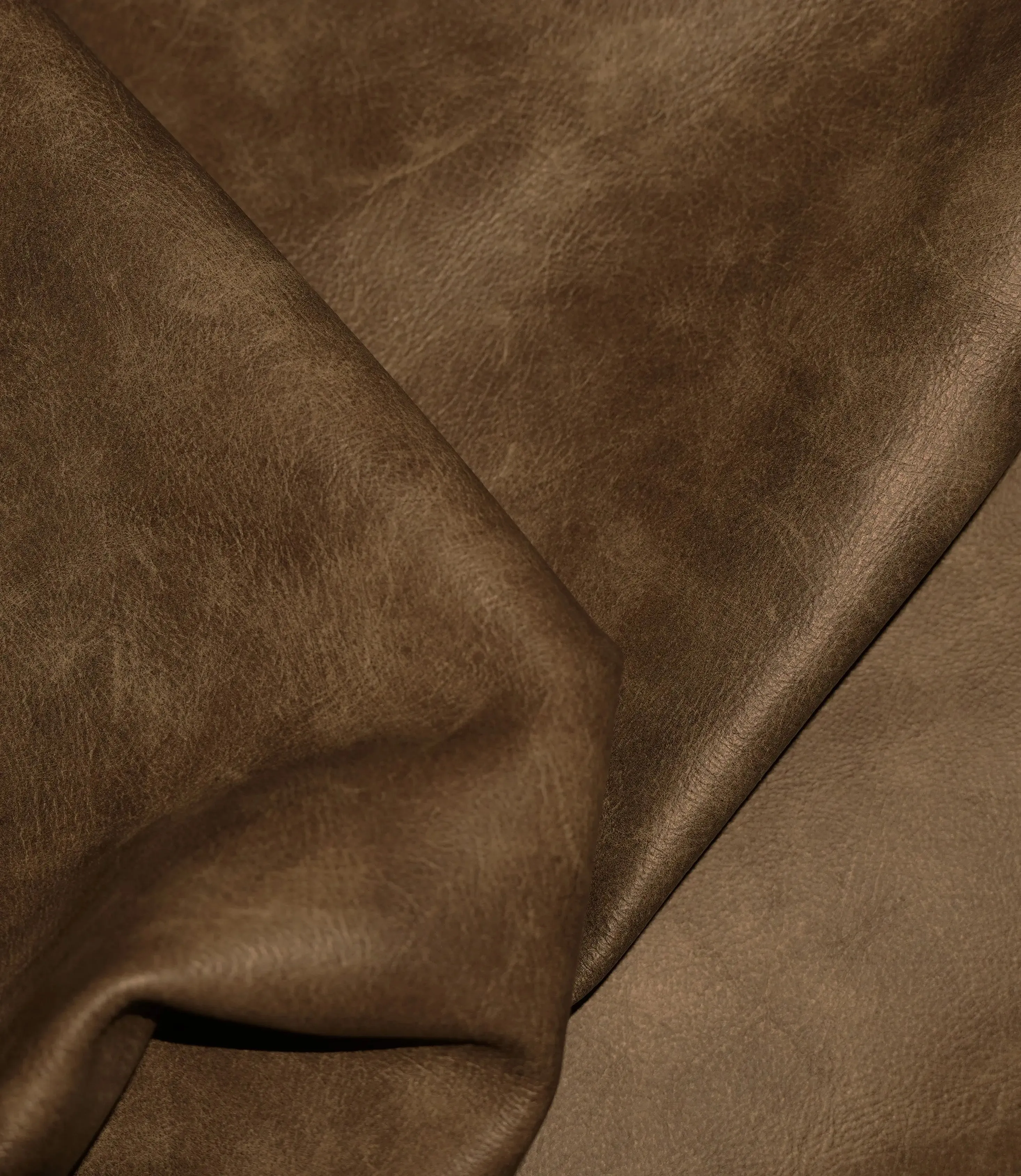 Verona Vintage Distressed Cowhide