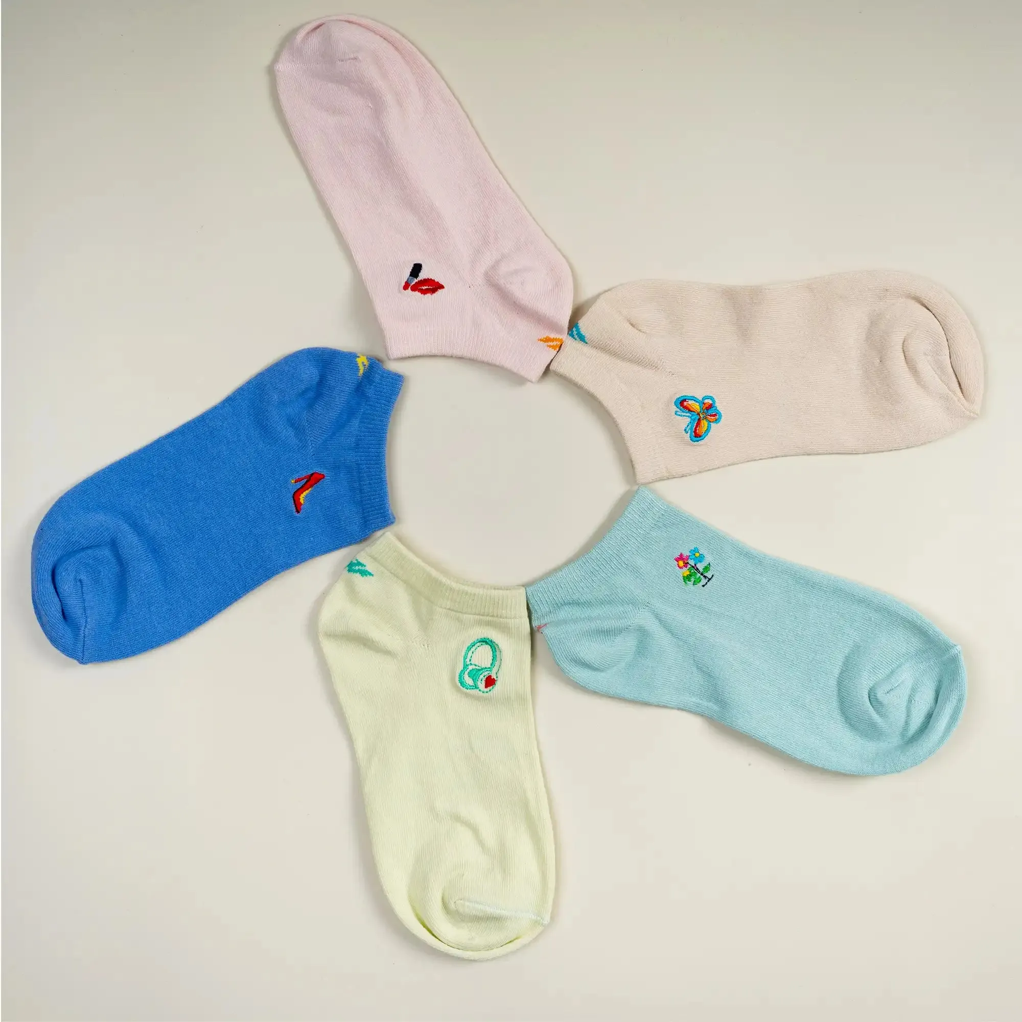 Young Wings Women's Multi Colour Cotton Fabric Solid Low Ankle Length Socks - Pack of 5, Style no. W1-6002N